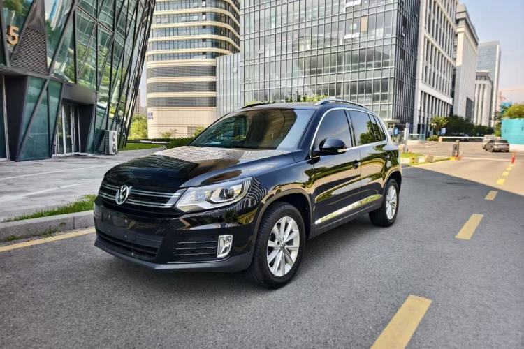 Volkswagen Tiguan 2016 280TSI Automatic Two-Wheel-Drive Silk Road Style Edition مستعملة Guazi used car, China used car export, Used car for sale, Used cars, Cheapest cars for sale