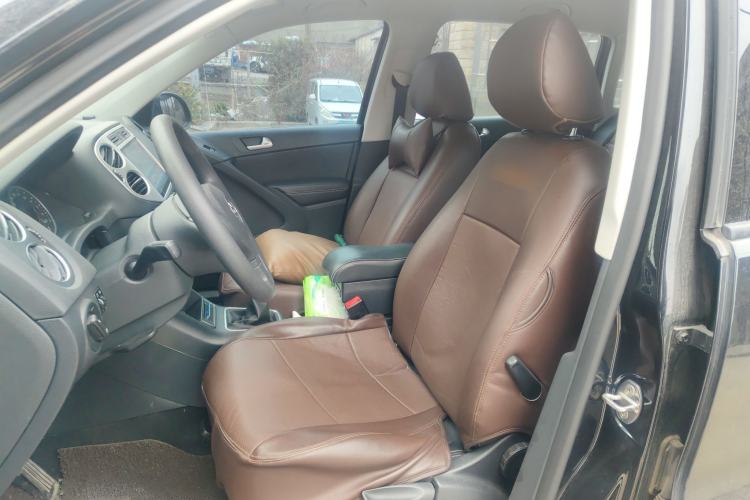 Used Volkswagen Tiguan 2016 300TSI Manual Two-Wheel Drive Trend Edition Left Front Seat