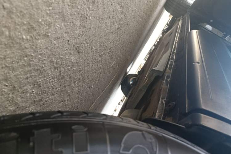 Used Volkswagen Tiguan 2016 300TSI Automatic Two-Wheel Drive Trend Edition Left Side Sill