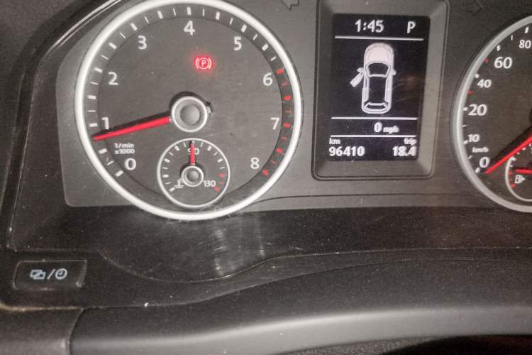 Used Volkswagen Tiguan 2016 280TSI Automatic Two-Wheel Drive Silk Road Comfort Edition Odometer Close Up