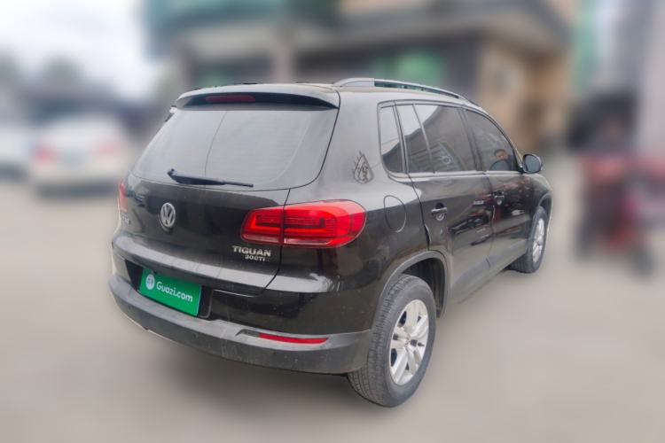 Used Volkswagen Tiguan 2016 300TSI Manual Two-Wheel Drive Trend Edition Rear Right 45 Deg