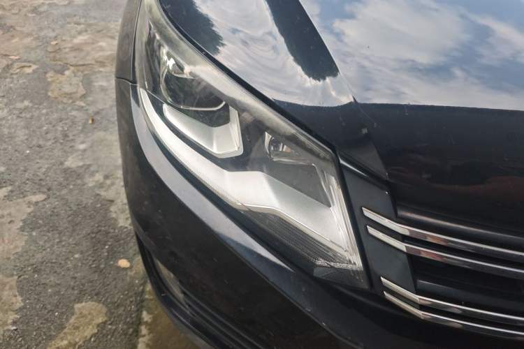 Used Volkswagen Tiguan 2016 300TSI Automatic Two-Wheel Drive Luxury Edition Right Front Headlight