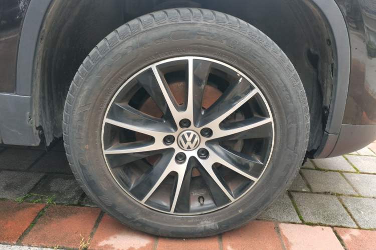 Used Volkswagen Tiguan 2016 300TSI Automatic Two-Wheel Drive Luxury Edition Right Front Wheel Hub