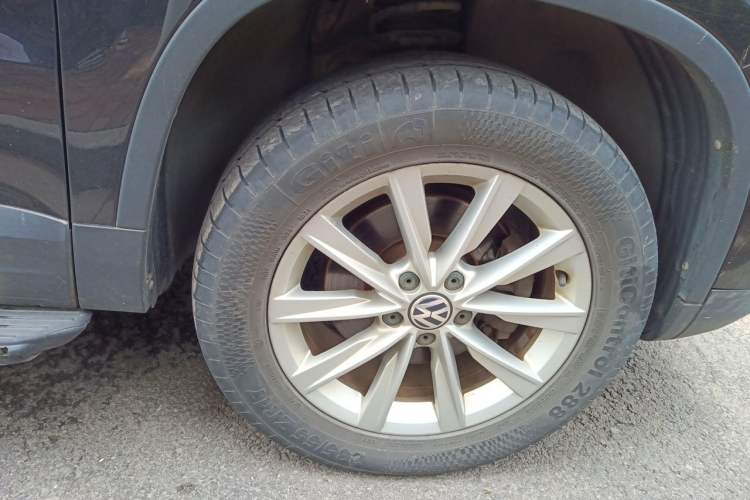 Used Volkswagen Tiguan 2016 300TSI Automatic Two-Wheel Drive Comfort Edition Right Front Wheel Hub