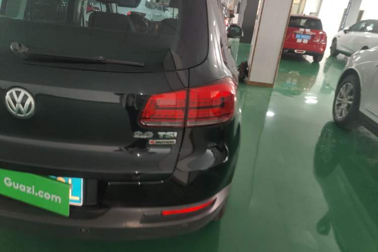 Used Volkswagen Tiguan 2016 2.0 TSI Four-Wheel Drive Standard Version Right Rear Taillight