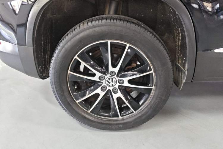 Used Volkswagen Tiguan 2016 300TSI Automatic Two-Wheel Drive Luxury Edition Right Rear Wheel Hub
