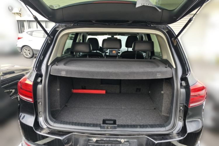 Used Volkswagen Tiguan 2016 300TSI Automatic Two-Wheel Drive Luxury Edition Trunk