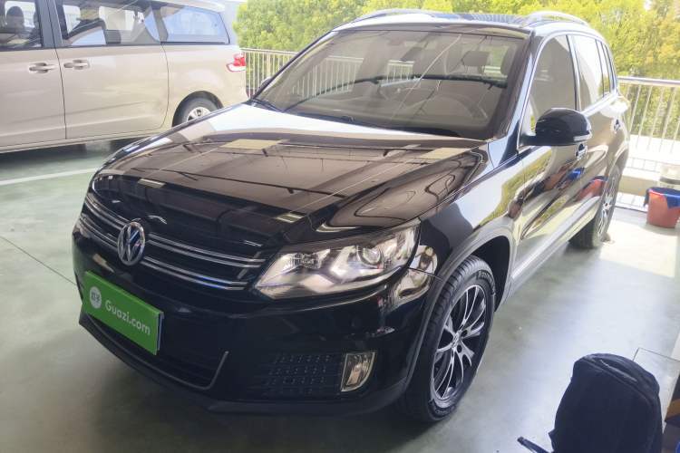 Used Volkswagen Tiguan 2016 300TSI Automatic Two-Wheel Drive Luxury Edition Guazi used car, China used car export, Used car for sale, Used  cars, Cheapest cars for sale