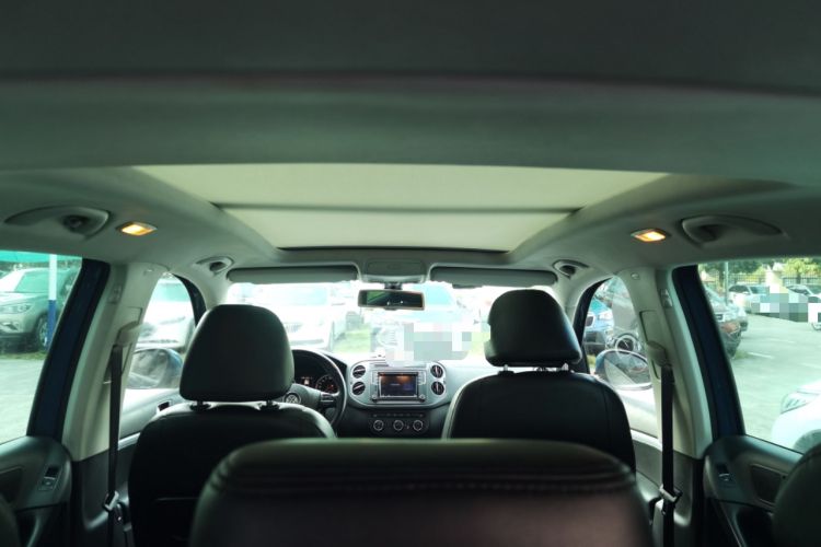 Used Volkswagen Tiguan 2016 2.0 TSI Four-Wheel Drive Standard Version Headliner