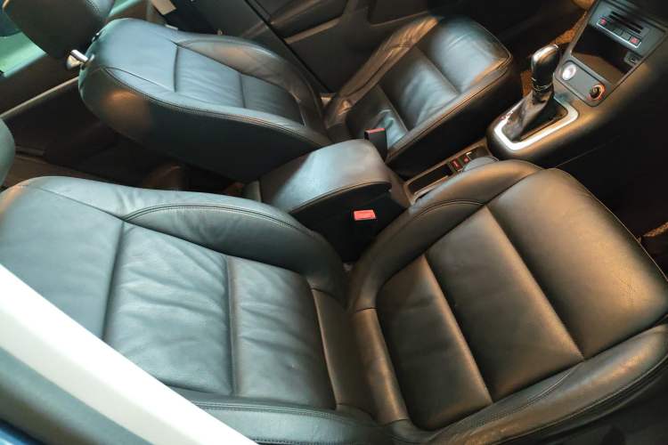 Used Volkswagen Tiguan 2016 2.0 TSI Four-Wheel Drive Elite Version Right Front Seat