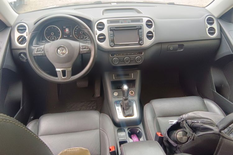 Used Volkswagen Tiguan 2016 300TSI Automatic All-Wheel Drive Luxury Edition Center Console