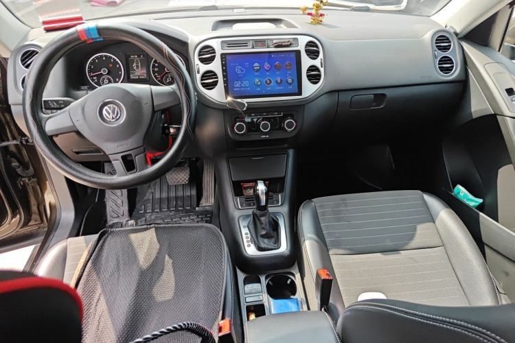Used Volkswagen Tiguan 2016 280TSI Automatic Two-Wheel-Drive Silk Road Style Edition Center Console