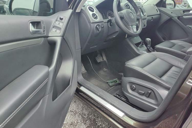 Used Volkswagen Tiguan 2016 300TSI Automatic Two-Wheel Drive Comfort Edition Driver Seat