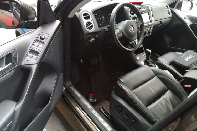 Used Volkswagen Tiguan 2016 300TSI Automatic Two-Wheel Drive Luxury Edition Driver Seat