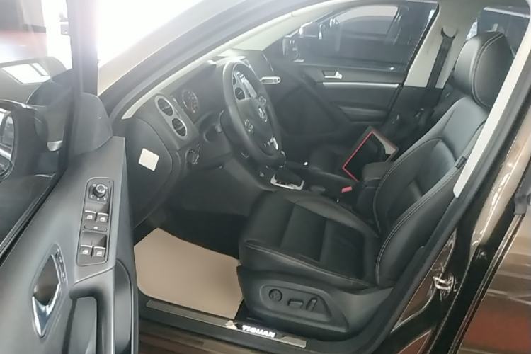 Used Volkswagen Tiguan 2016 300TSI Automatic Two-Wheel Drive Luxury Edition Driver Seat