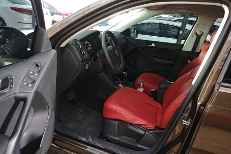 Used Volkswagen Tiguan 2016 280TSI Automatic Two-Wheel-Drive Silk Road Style Edition Driver Seat