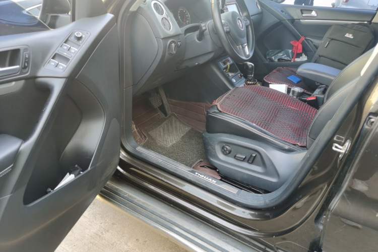 Used Volkswagen Tiguan 2016 300TSI Automatic Two-Wheel Drive Luxury Edition Driver Seat