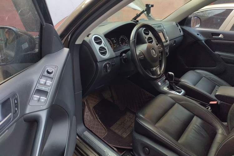 Used Volkswagen Tiguan 2016 300TSI Automatic Two-Wheel Drive Luxury Edition Driver Seat