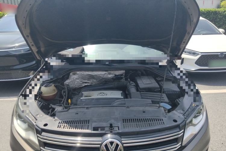 Used Volkswagen Tiguan 2016 300TSI Automatic Two-Wheel Drive Luxury Edition Engine Bay