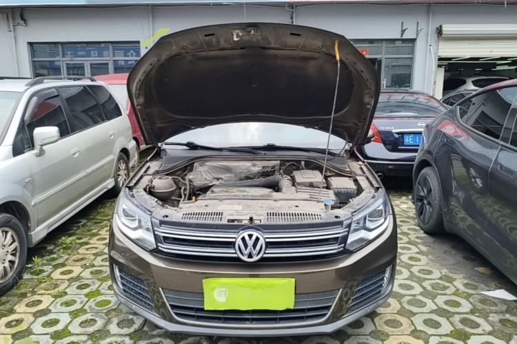 Used Volkswagen Tiguan 2016 300TSI Automatic Two-Wheel Drive Comfort Edition Engine Bay