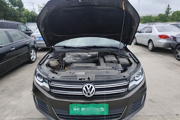 Used Volkswagen Tiguan 2016 300TSI Automatic All-Wheel Drive Luxury Edition Engine Bay