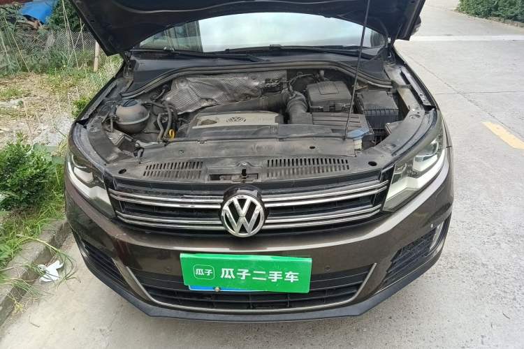 Used Volkswagen Tiguan 2016 330TSI Automatic All-Wheel-Drive Flagship Edition Engine Bay