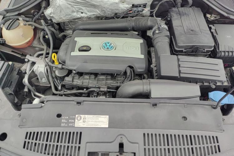 Used Volkswagen Tiguan 2016 300TSI Automatic Two-Wheel Drive Comfort Edition Engine Bay