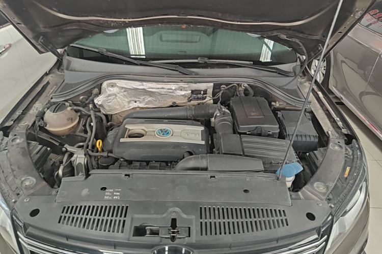 Used Volkswagen Tiguan 2016 300TSI Automatic Two-Wheel Drive Trend Edition Engine Bay