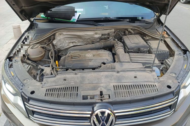 Used Volkswagen Tiguan 2016 300TSI Automatic Two-Wheel Drive Comfort Edition Engine Bay