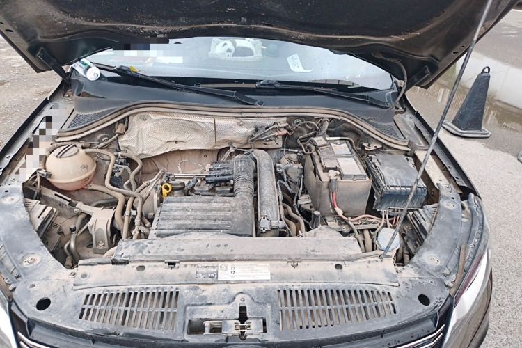 Used Volkswagen Tiguan 2016 280TSI Automatic Two-Wheel-Drive Silk Road Style Edition Engine Bay