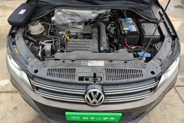 Used Volkswagen Tiguan 2016 280TSI Automatic Two-Wheel-Drive Silk Road Style Edition Engine Bay