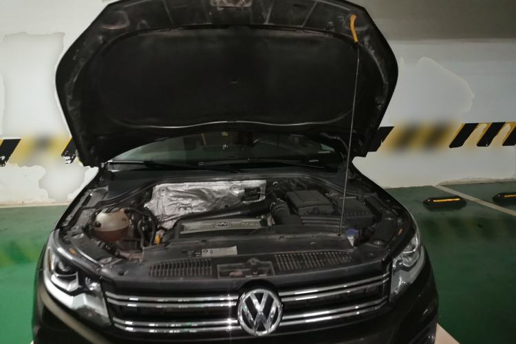 Used Volkswagen Tiguan 2016 300TSI Automatic Two-Wheel Drive Luxury Edition Engine Bay