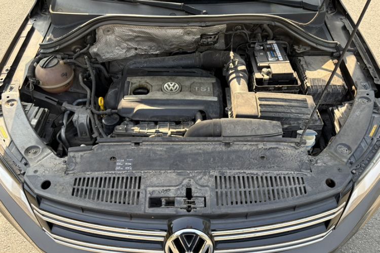 Used Volkswagen Tiguan 2016 300TSI Automatic Two-Wheel Drive Trend Edition Engine Bay
