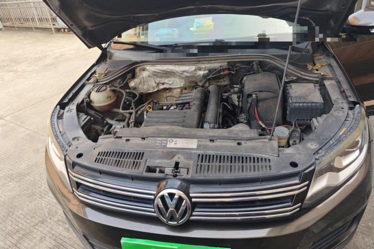 Used Volkswagen Tiguan 2016 280TSI Automatic Two-Wheel-Drive Silk Road Style Edition Engine Bay
