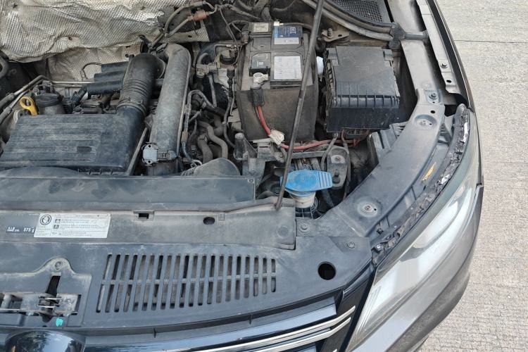 Used Volkswagen Tiguan 2016 280TSI Automatic Two-Wheel Drive Silk Road Comfort Edition Engine Bay Left