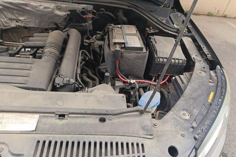 Used Volkswagen Tiguan 2016 280TSI Automatic Two-Wheel Drive Silk Road Comfort Edition Engine Bay Left