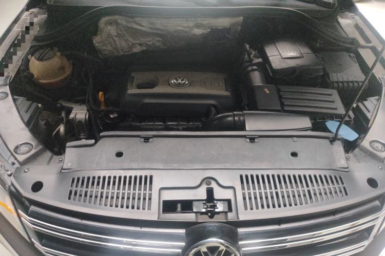 Used Volkswagen Tiguan 2016 300TSI Automatic Two-Wheel Drive Comfort Edition Engine Bay