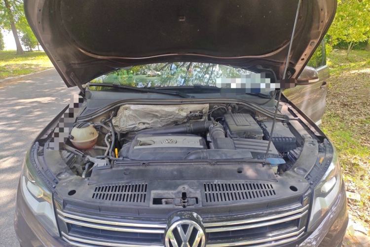 Used Volkswagen Tiguan 2016 300TSI Automatic All-Wheel Drive Luxury Edition Engine Bay