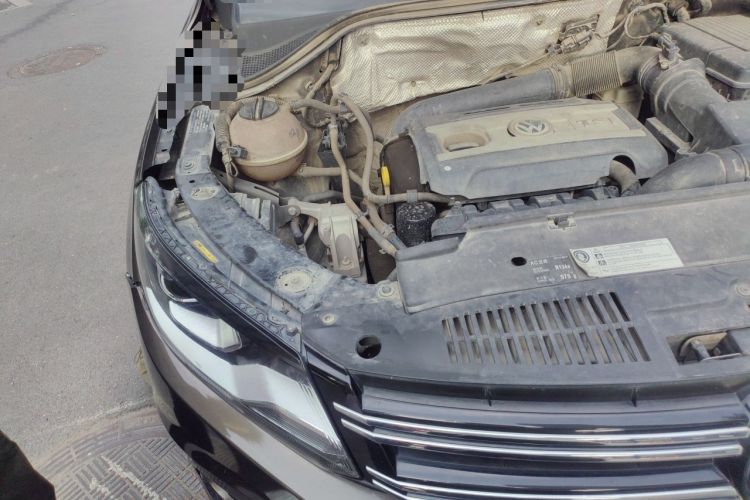 Used Volkswagen Tiguan 2016 300TSI Automatic Two-Wheel Drive Luxury Edition Engine Bay Right