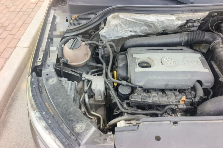 Used Volkswagen Tiguan 2016 300TSI Automatic Two-Wheel Drive Comfort Edition Engine Bay Right