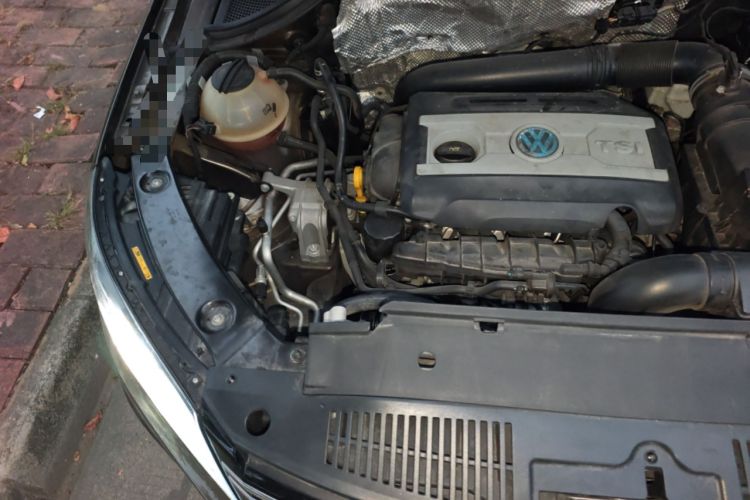 Used Volkswagen Tiguan 2016 300TSI Automatic Two-Wheel Drive Comfort Edition Engine Bay Right