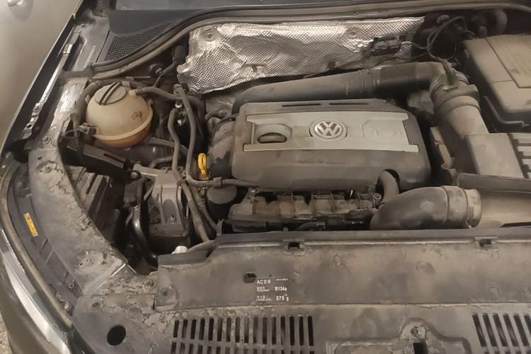 Used Volkswagen Tiguan 2016 300TSI Automatic Two-Wheel Drive Luxury Edition Engine Bay Right
