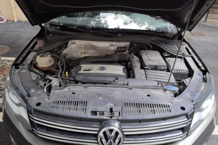 Used Volkswagen Tiguan 2016 300TSI Automatic Two-Wheel Drive Luxury Edition Engine Bay