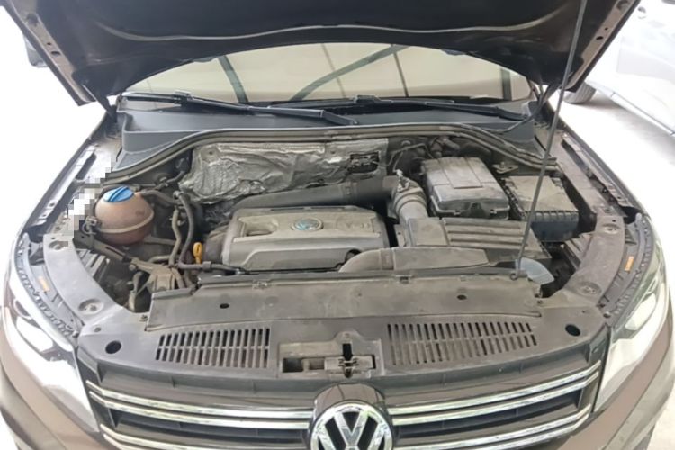 Used Volkswagen Tiguan 2016 300TSI Automatic Two-Wheel Drive Luxury Edition Engine Bay