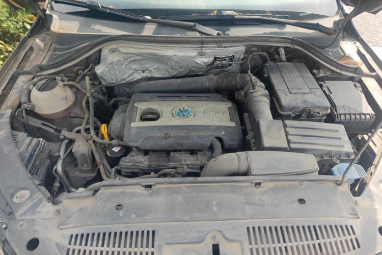 Used Volkswagen Tiguan 2016 300TSI Automatic Two-Wheel Drive Comfort Edition Engine Bay