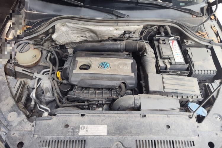 Used Volkswagen Tiguan 2016 300TSI Automatic Two-Wheel Drive Luxury Edition Engine Bay