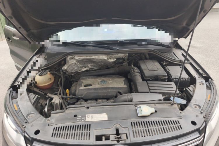Used Volkswagen Tiguan 2016 300TSI Automatic All-Wheel Drive Luxury Edition Engine Bay
