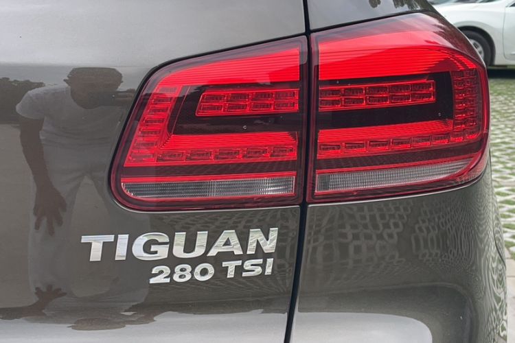 Used Volkswagen Tiguan 2016 280TSI Automatic Two-Wheel-Drive Silk Road Style Edition Exterior 1