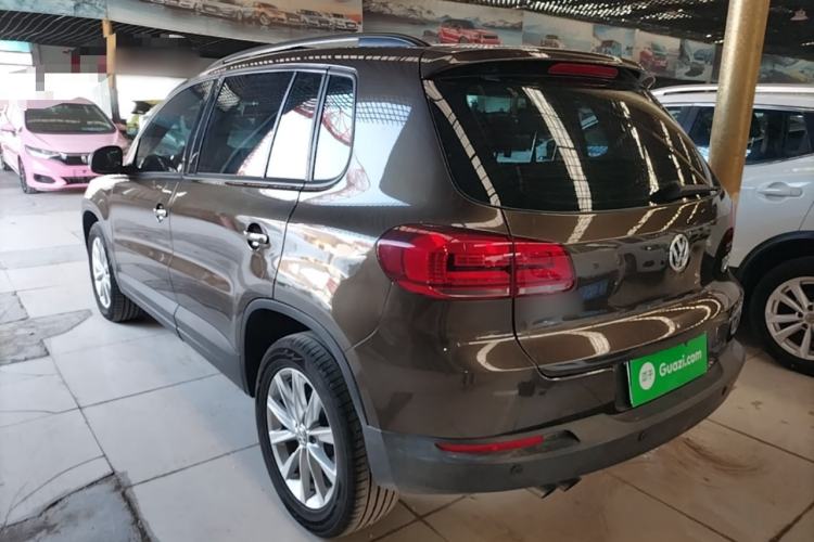 Used Volkswagen Tiguan 2016 280TSI Automatic Two-Wheel-Drive Silk Road Style Edition Exterior 2