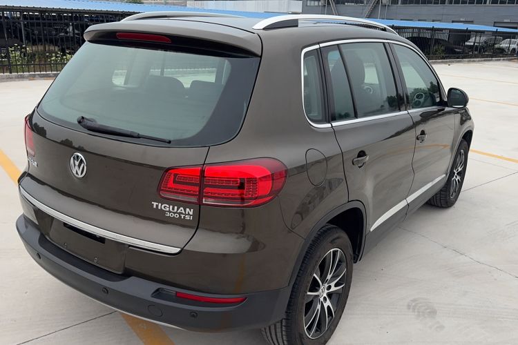 Used Volkswagen Tiguan 2016 300TSI Automatic Two-Wheel Drive Luxury Edition Exterior 5